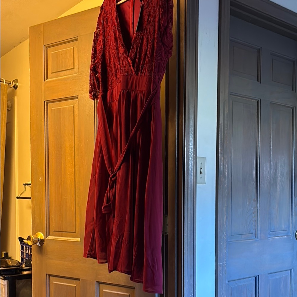 iRE Fashion Elegant Red Lace Dress